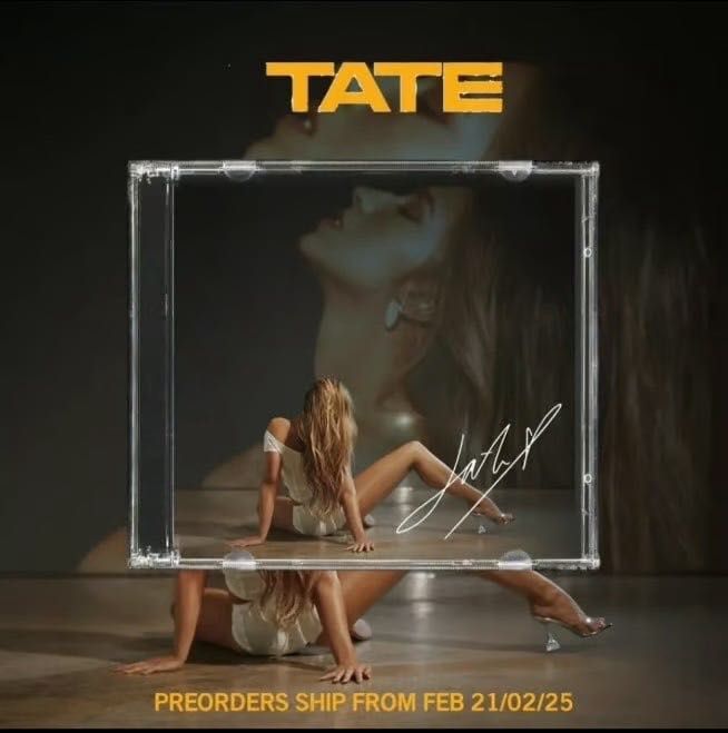 Tate McRae - So Close To What - диск и картичка с автограф