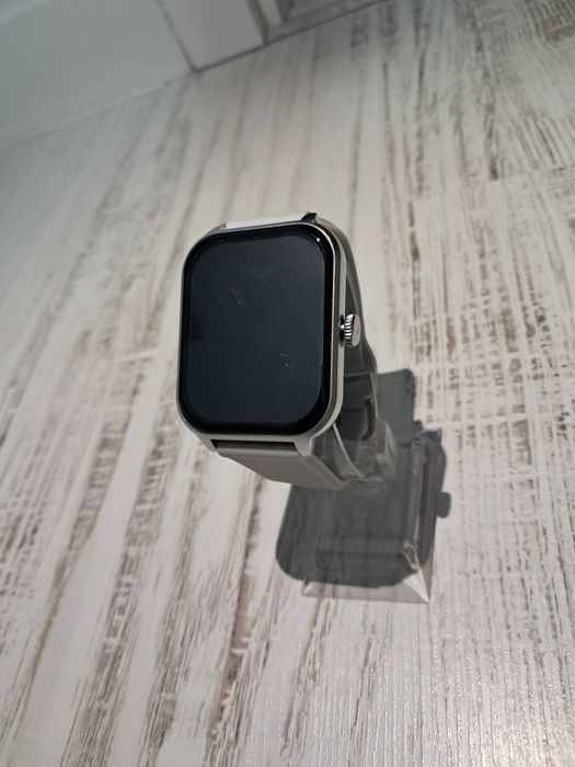 PROMOTIE Smartwatch asemanator cu Applewatch