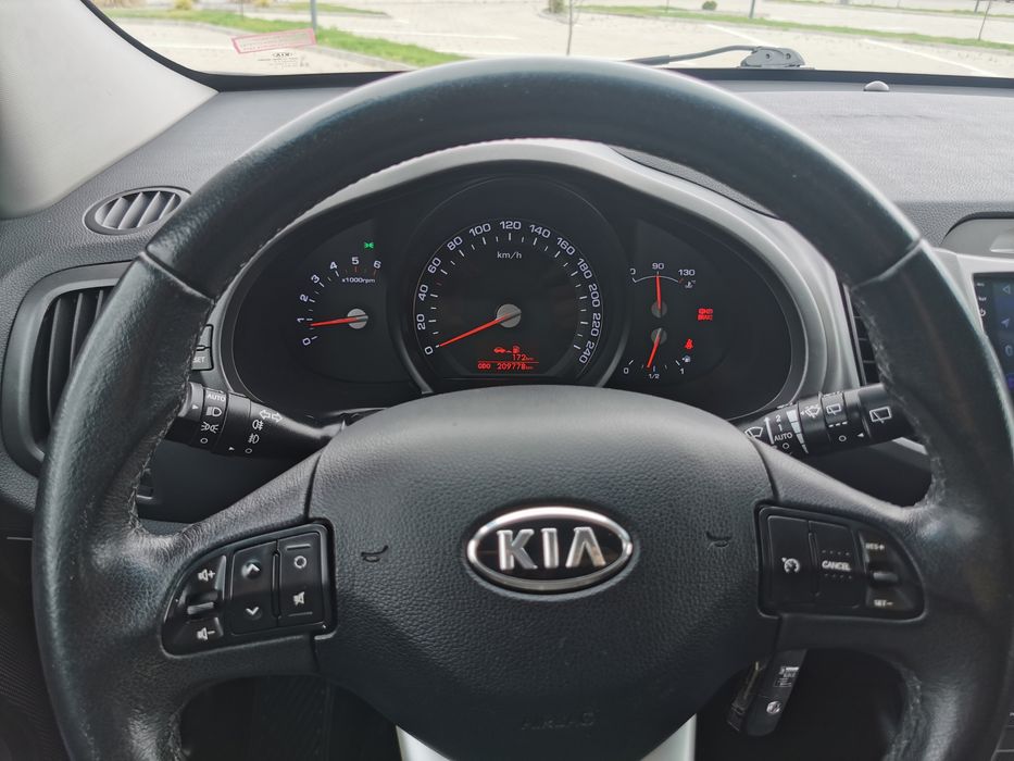 Vand Kia Sportage 4×4 2.0crdi 136 cp 2010 Euro 5