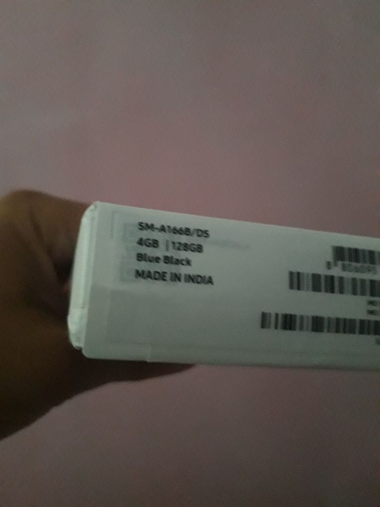 Vând telefon nou