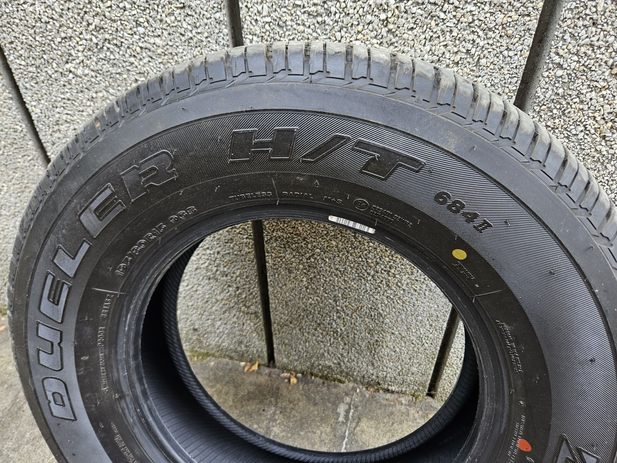 Bridgestone Dueller 195 80 R15