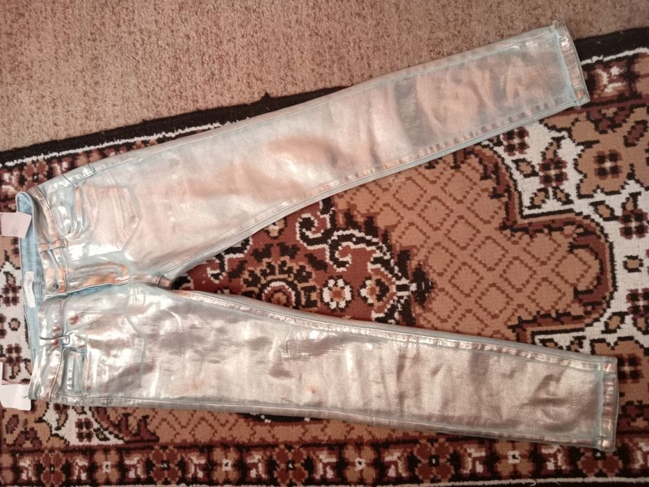 Бутикови дънки Лр.