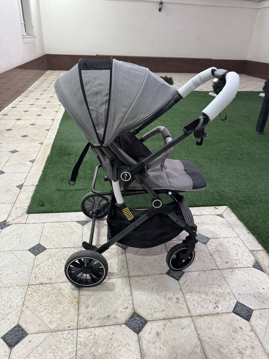 Детская коляска в отличном состоянии. Bolalar kolyaskasi