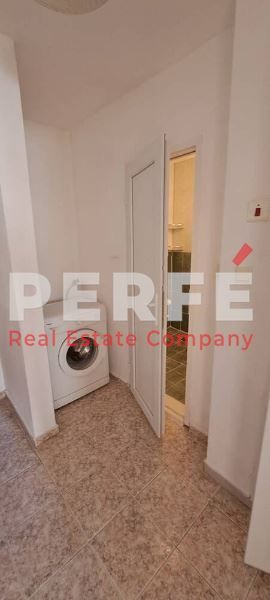 Дава се под наем Двустаен апартамент в Бургас, Възраждане - 65 кв.м за 316.2 € - Снимка #5