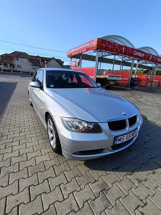 BMW 321i E90, an 2005