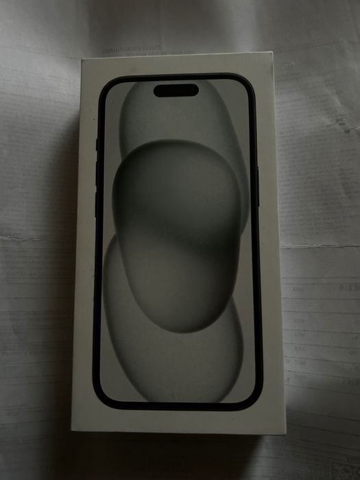 Чисто нов iPhone 15 128Gb Black Titanium