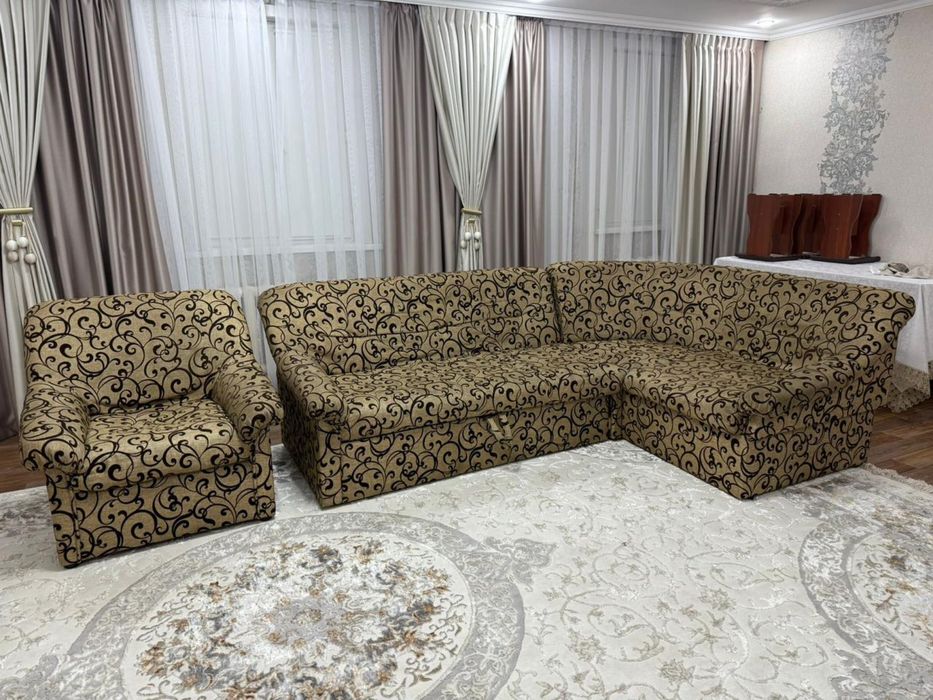 Диван в отличном состоянии