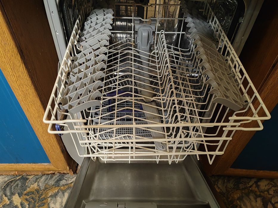 Посуда моющяя машина фирмы NEKO