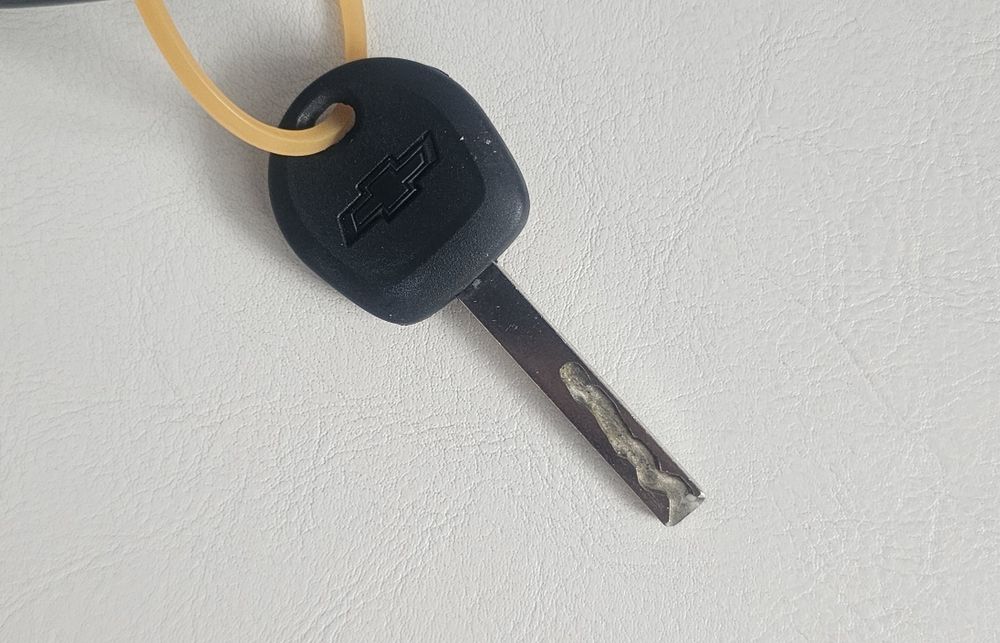 Продам новый ключ зажигания от Chevrolet Cobalt
