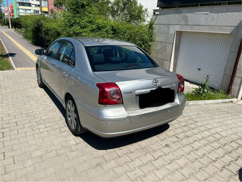 Toyota Avensiss 2.2d d4-d 150 к.с седан