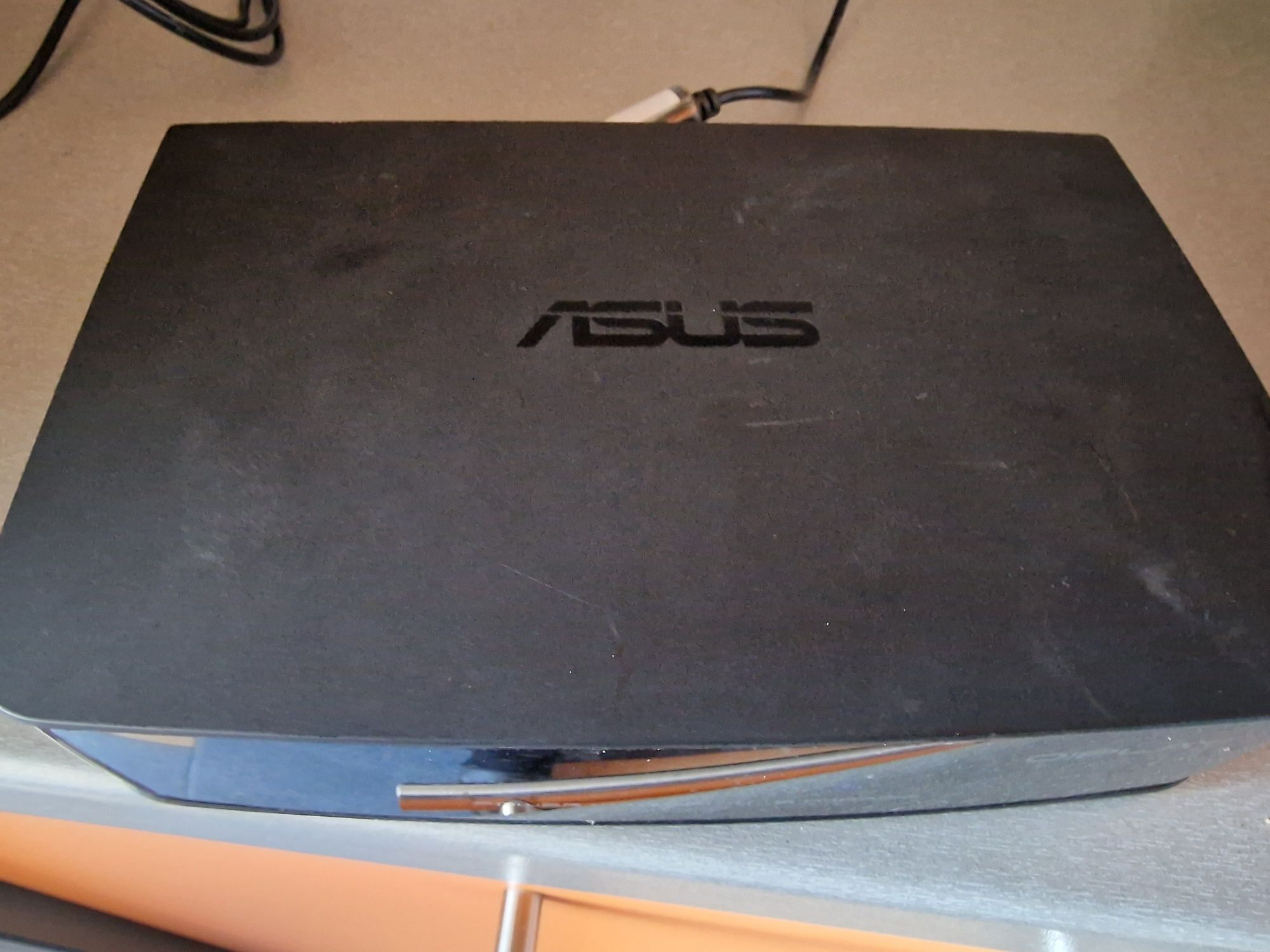 Продавам Full HD multimedia player ASUS O!Play Air HDP-R3