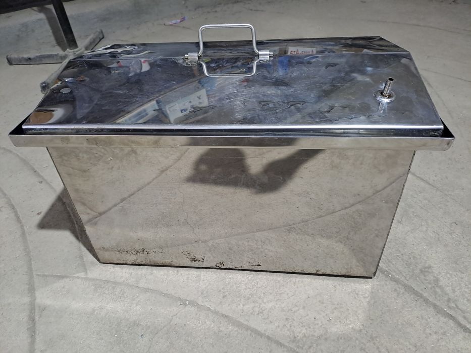 Продам коптильню