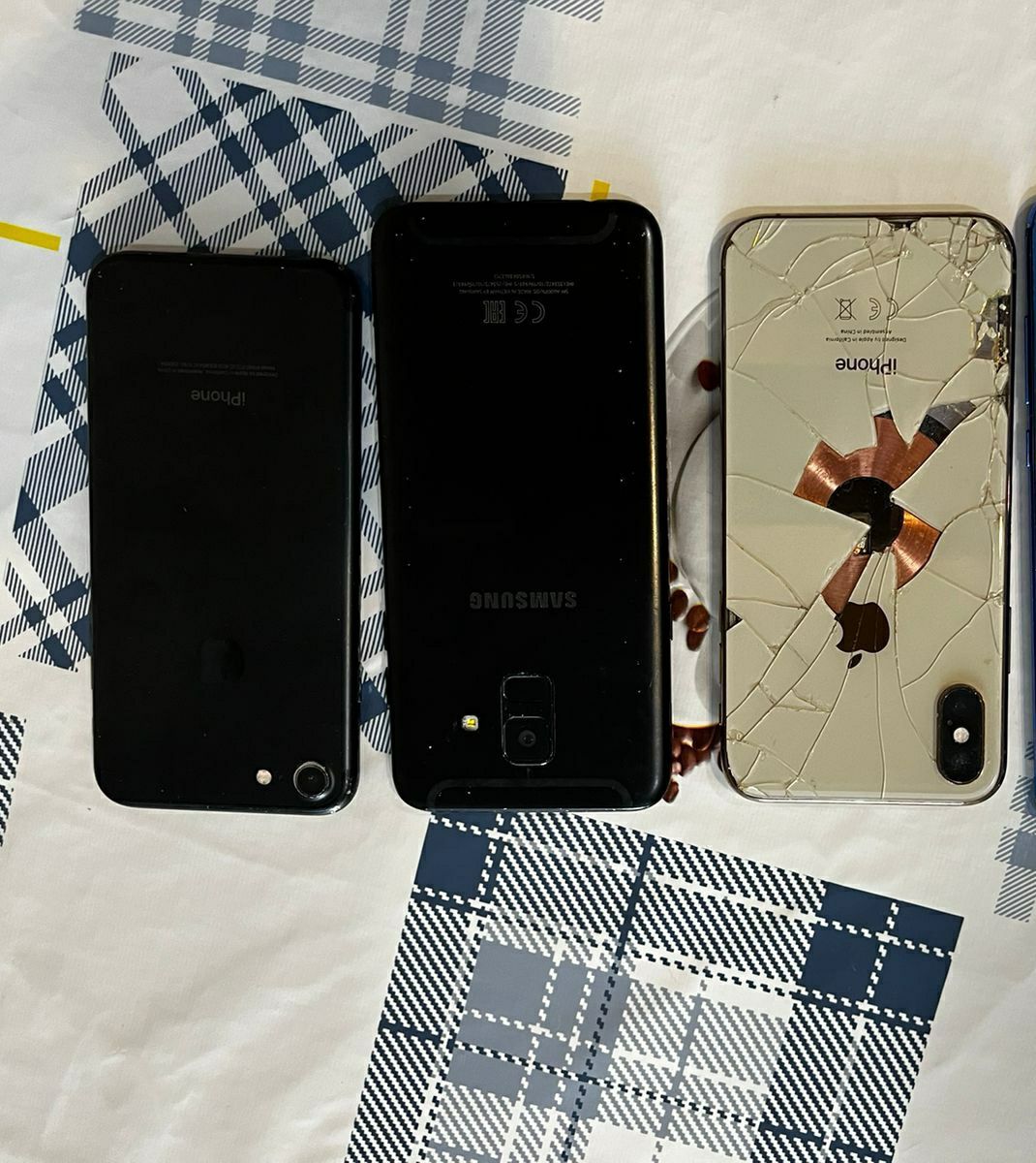 Продам телефоны iphone