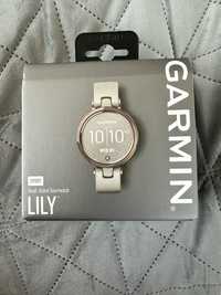Смарт часовник Garmin Lily Sport