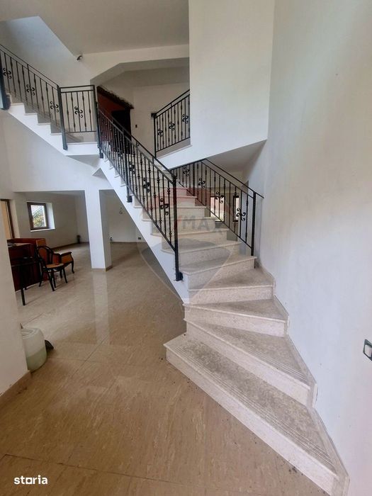 Casă  Zona Linistita