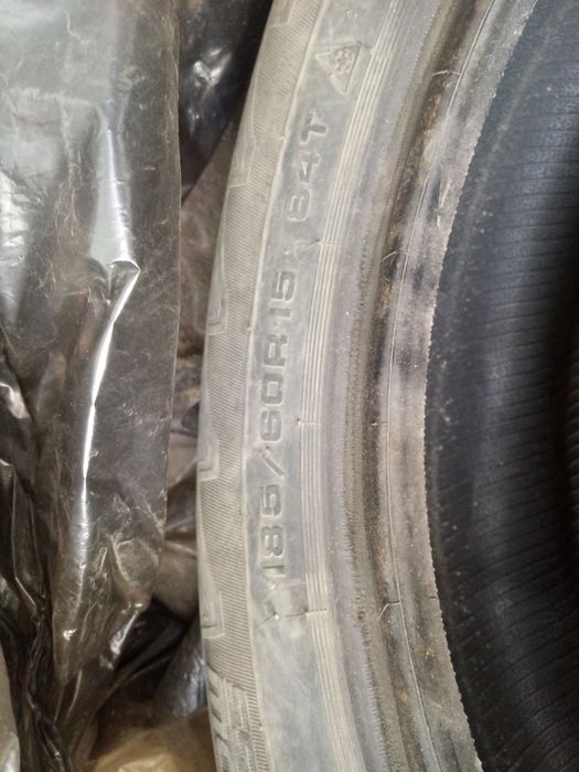 Продам б/у зимние шины