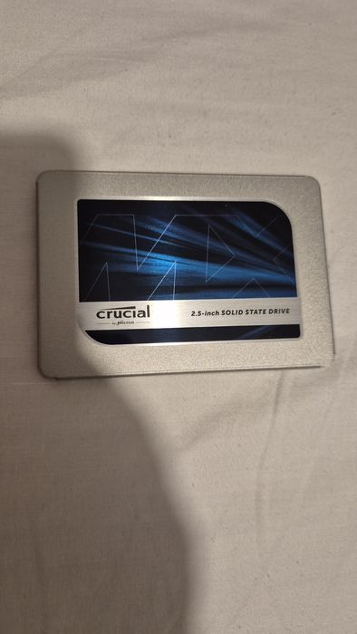 SSS Crucial MX500 2 TB 3D NAND SATA 2,5-Zoll 7 mm (mit 9,5 mm Adapter)