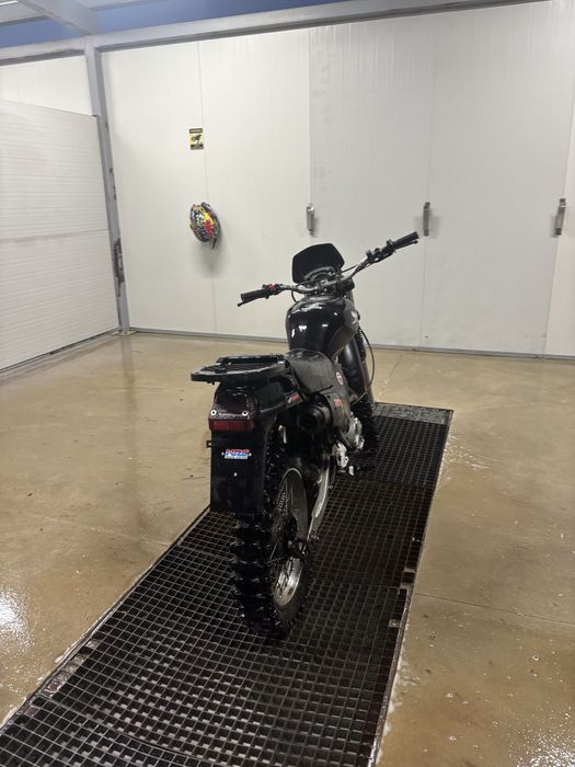 Продавам крос 200cc