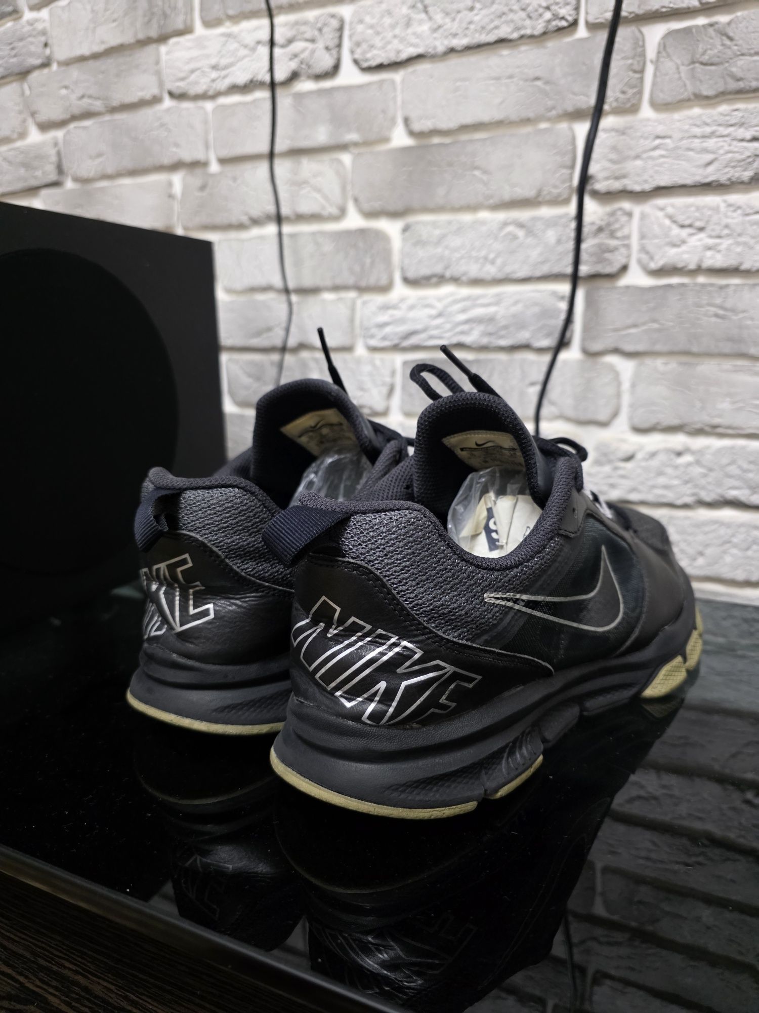 Оригинальные кроссы Nike
