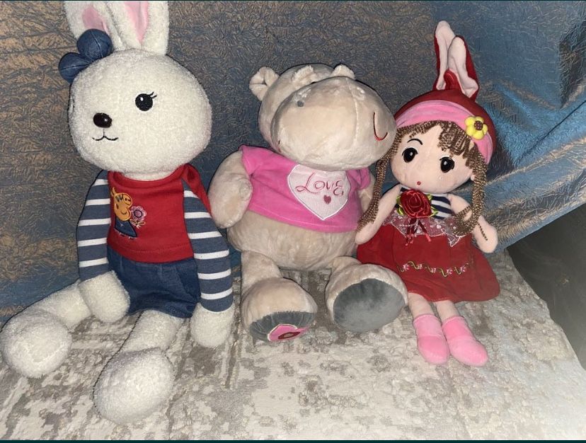 Разные мягкие игрушки