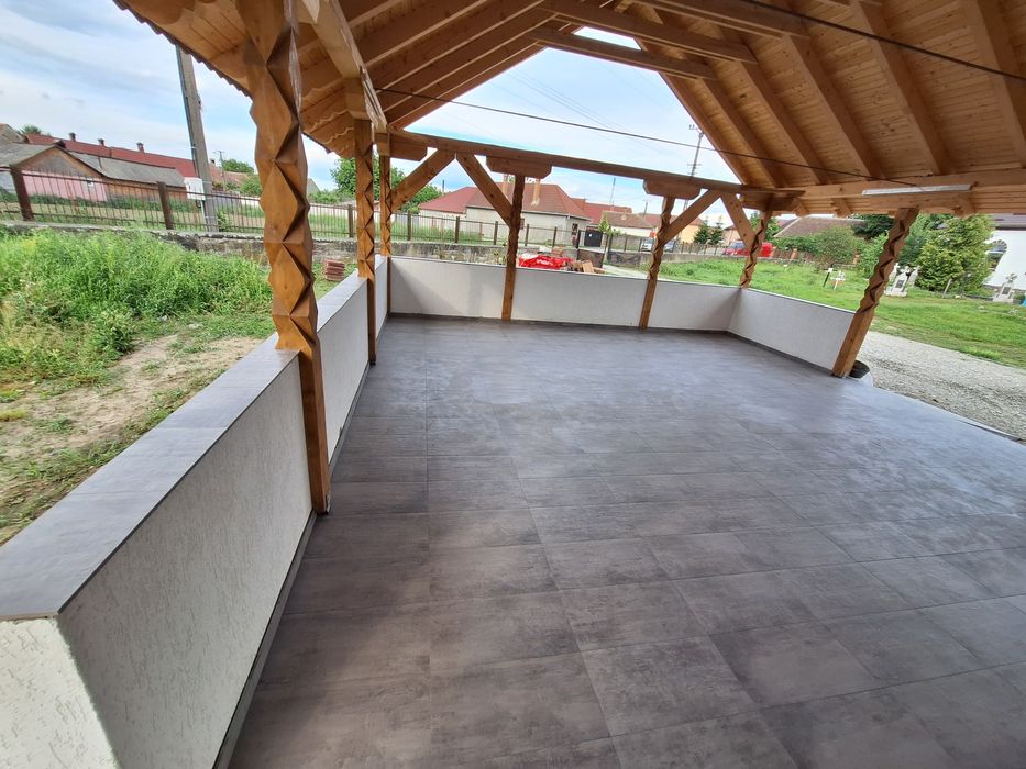 Construcții interioare si exterioare.