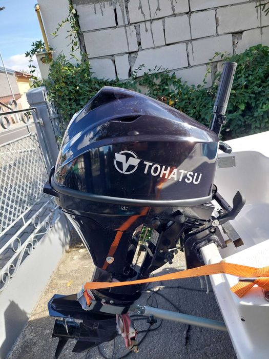 Vand motor de barca TOHATSU MFS 9,8 in 4 timpi cu cizma scurta.
