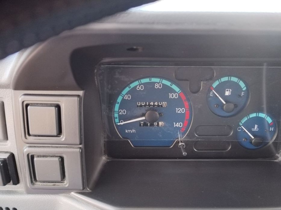 Sirochna Damas gazi bor sotiladi