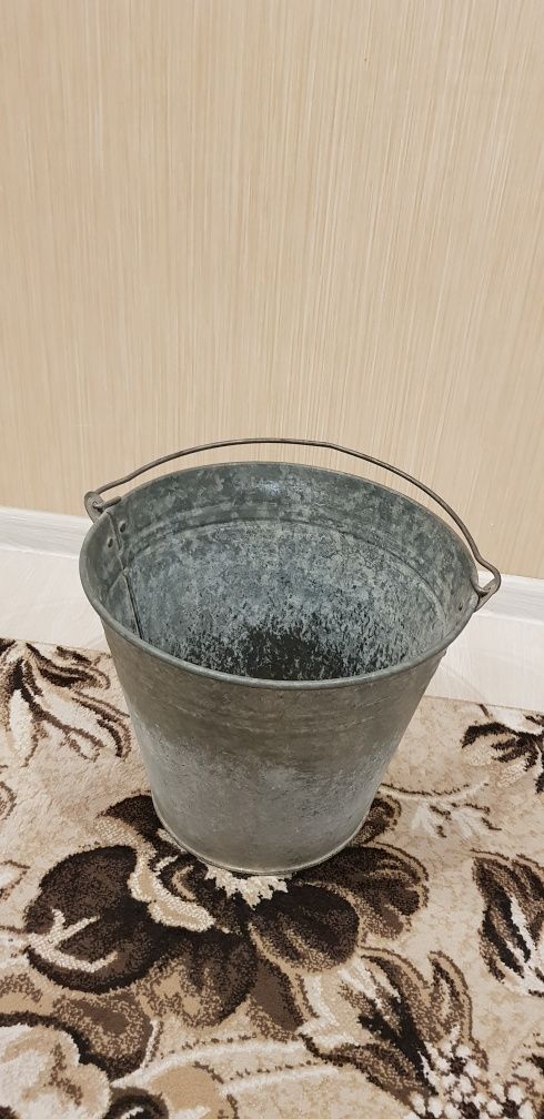 Продам большое ведро