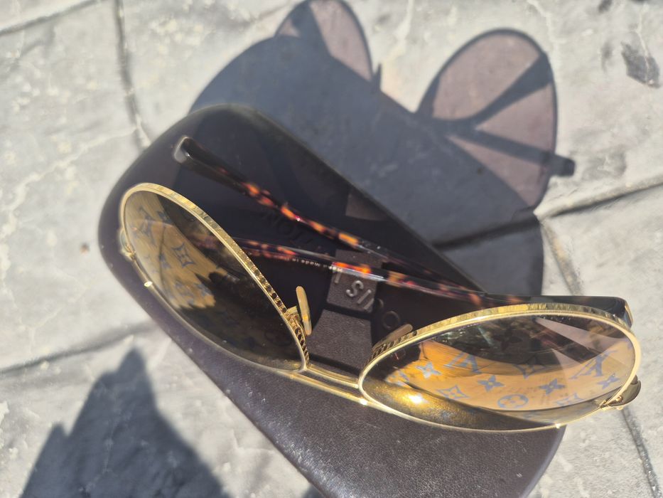 Ghete si  ochelari noi , nefolosite