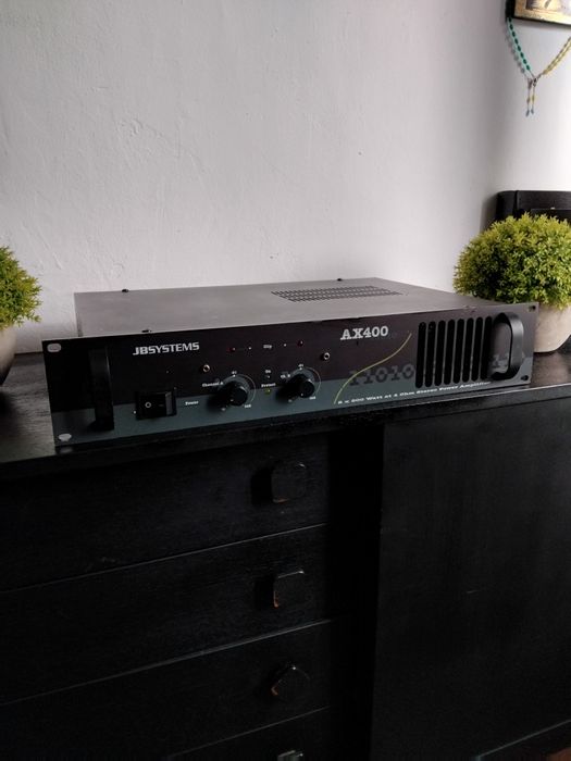 Vând amplificator putere