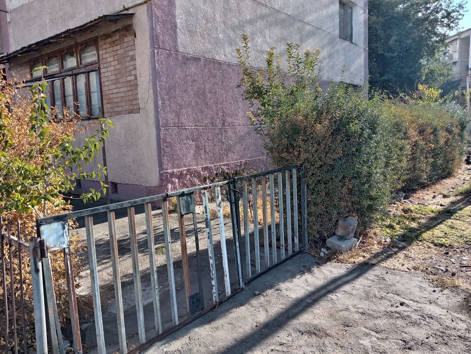 Kvartira sotiladi Binokor