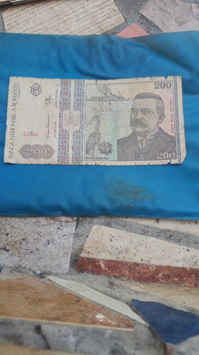 Am și câteva monede