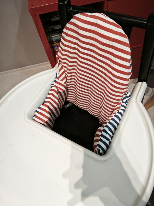 Детски стол за хранене BLAMES (IKEA) с табла и възглавичка