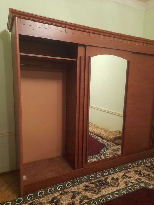Продается шифоньер