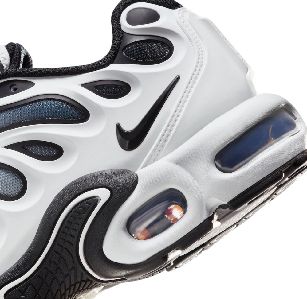 Nike Air Max TN ,,DRIFT’’ Black and White