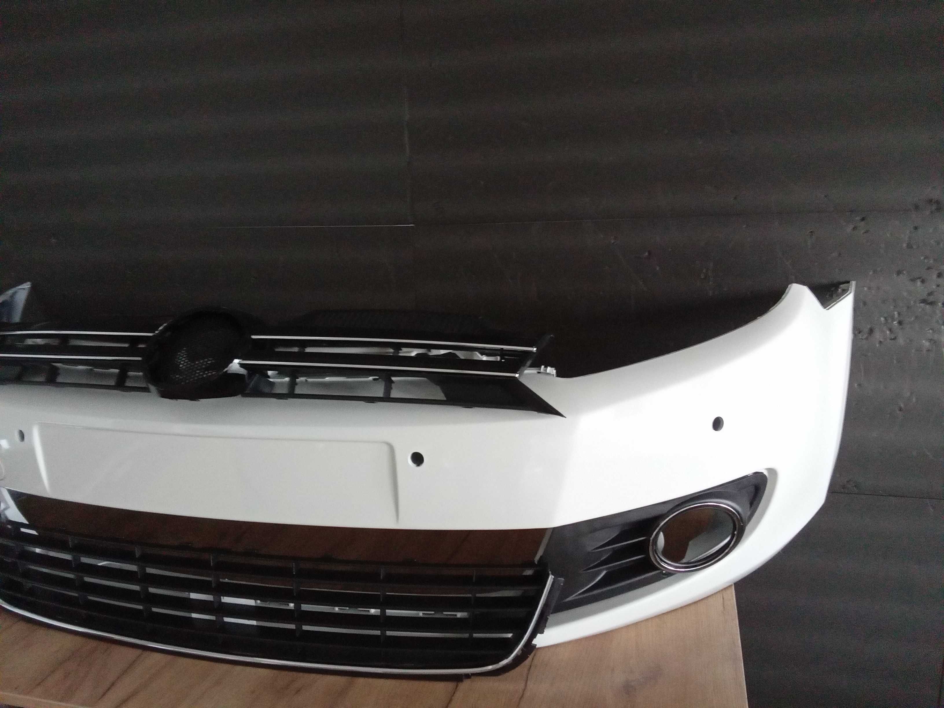 Bara fata, Grile VW Golf (VI) 6 Hatchback Alb,Negru,Gri,Roșu 2008-2012
