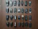 Оригинални използвани авто ключове / Car Keys - 1