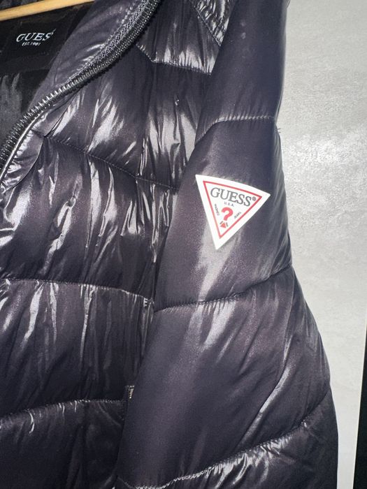 Дамско зимно яке GUESS