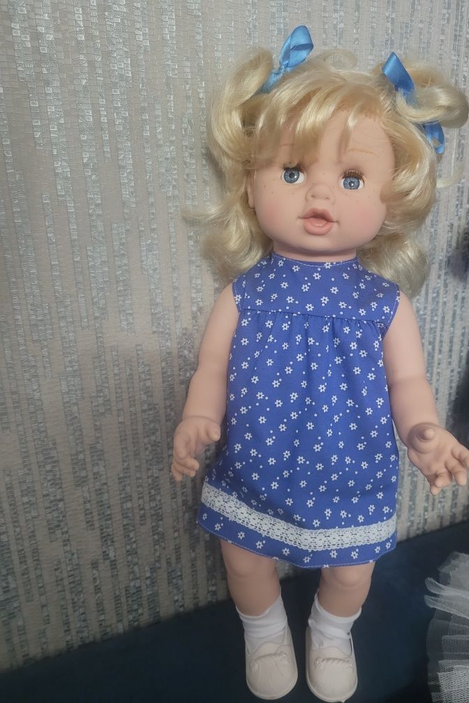 Продам куклу 50 см