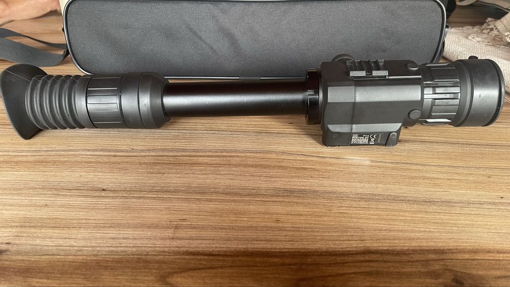 Vand luneta Yukon photon xt