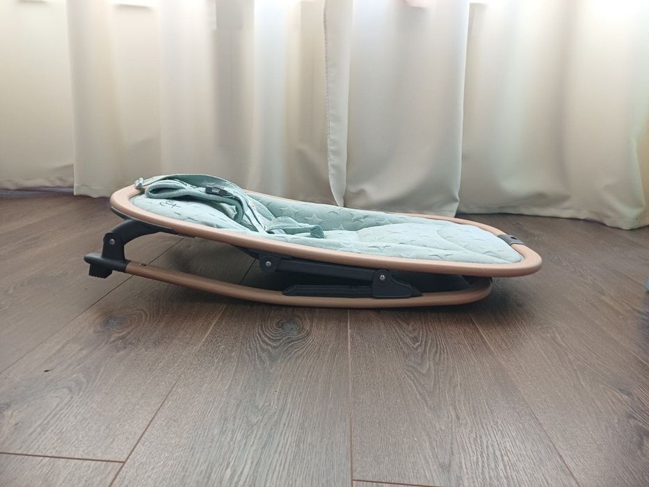 Бебешки шезлонг / люлка chipolino