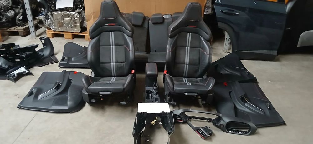 Interior de piele complet ST-LINE Ford Puma  2023