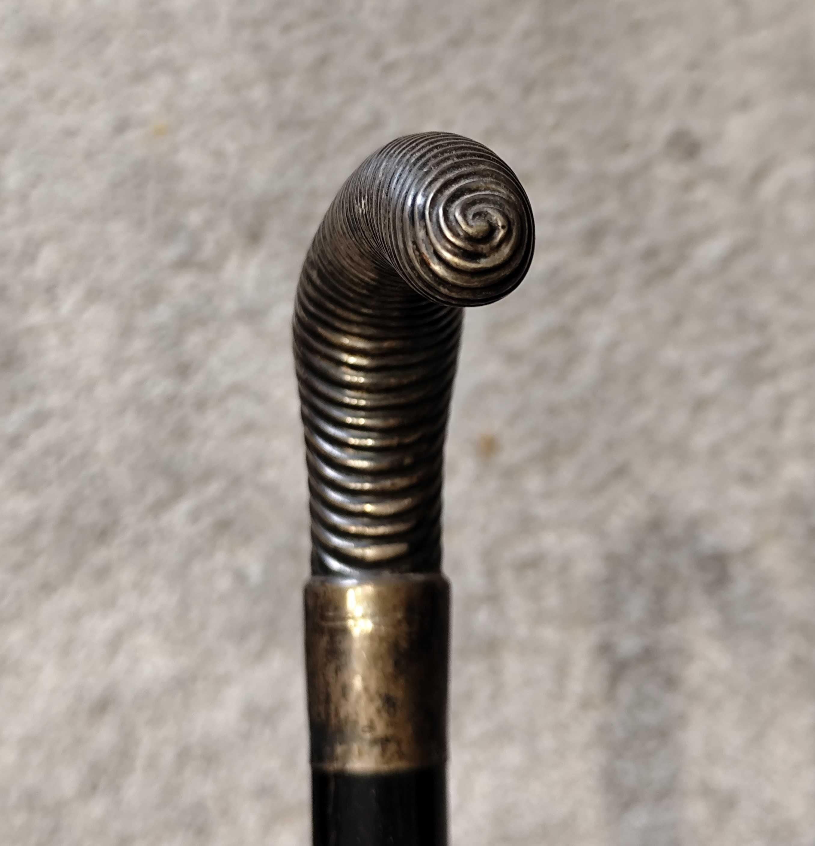 Baston de promenadă antic Art Deco, monogramă și marcaje