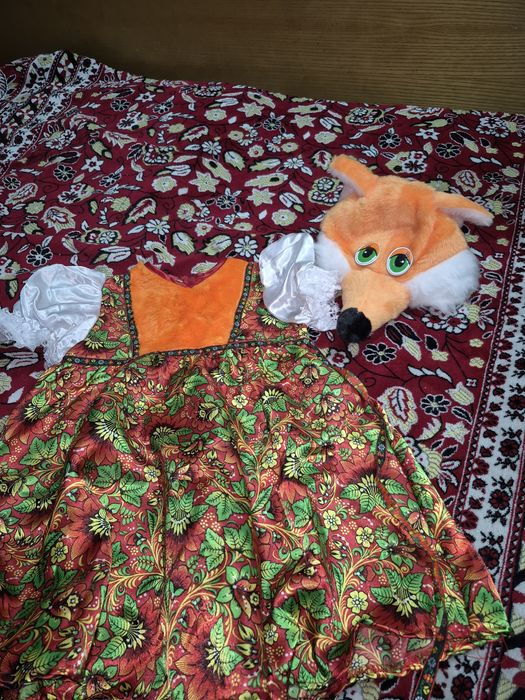 Продам новогодний костюм лисы