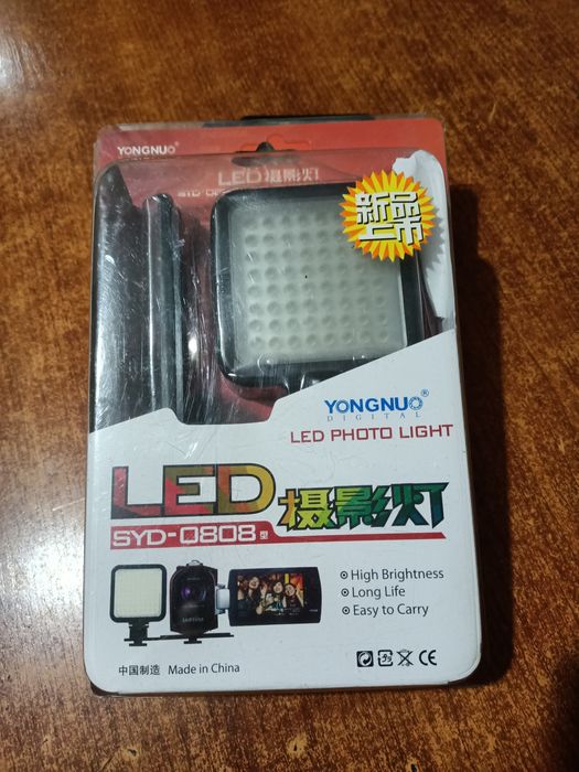 Накамерный свет,бу