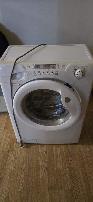 Продам стиральную машину Candy