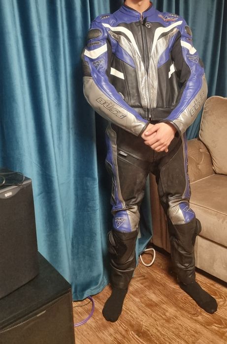 Costum moto BÜSE Carbon marimea 50.