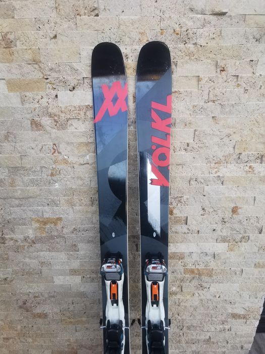 Schiuri freeride Volkl Confession