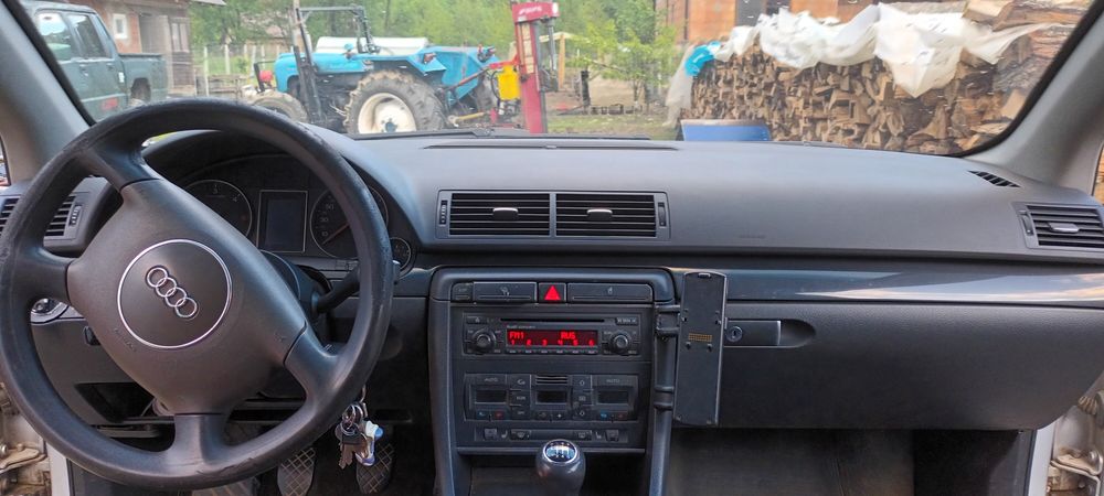 Audi a4 b6 anul 2005 1,9 tdi 131cv