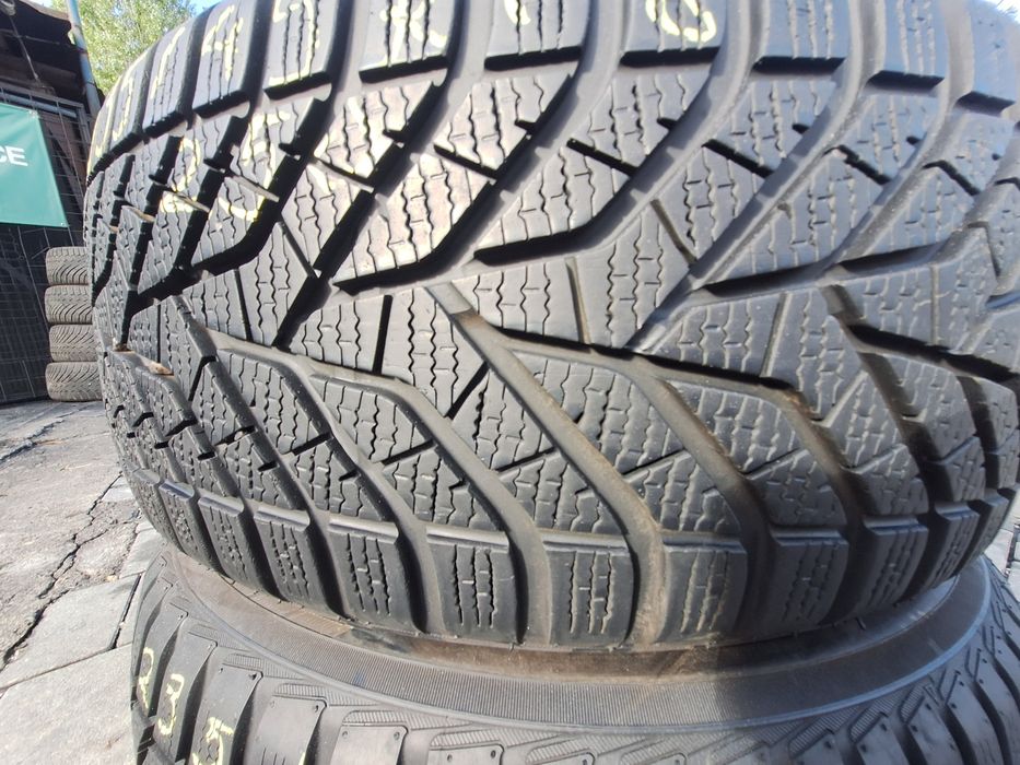 2 anvelope iarna 235/45r18 Yokohama Montaj Gratuit